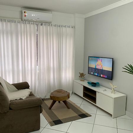 Apartamento Em Santos No Gonzaga Em Frente A Praia Exterior foto