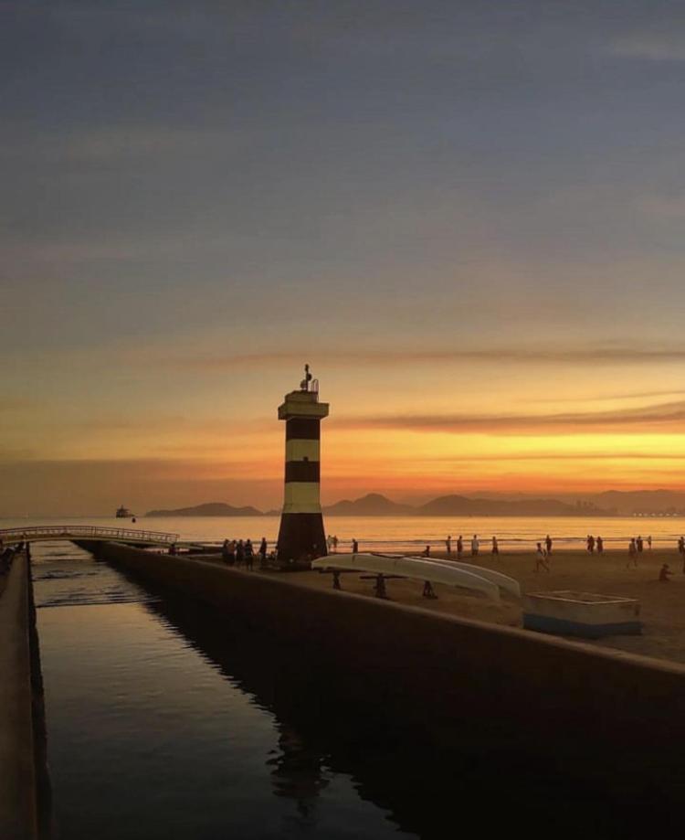 Apartamento Em Santos No Gonzaga Em Frente A Praia Exterior foto