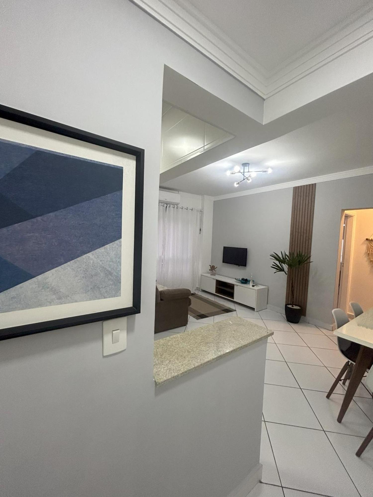 Apartamento Em Santos No Gonzaga Em Frente A Praia Exterior foto