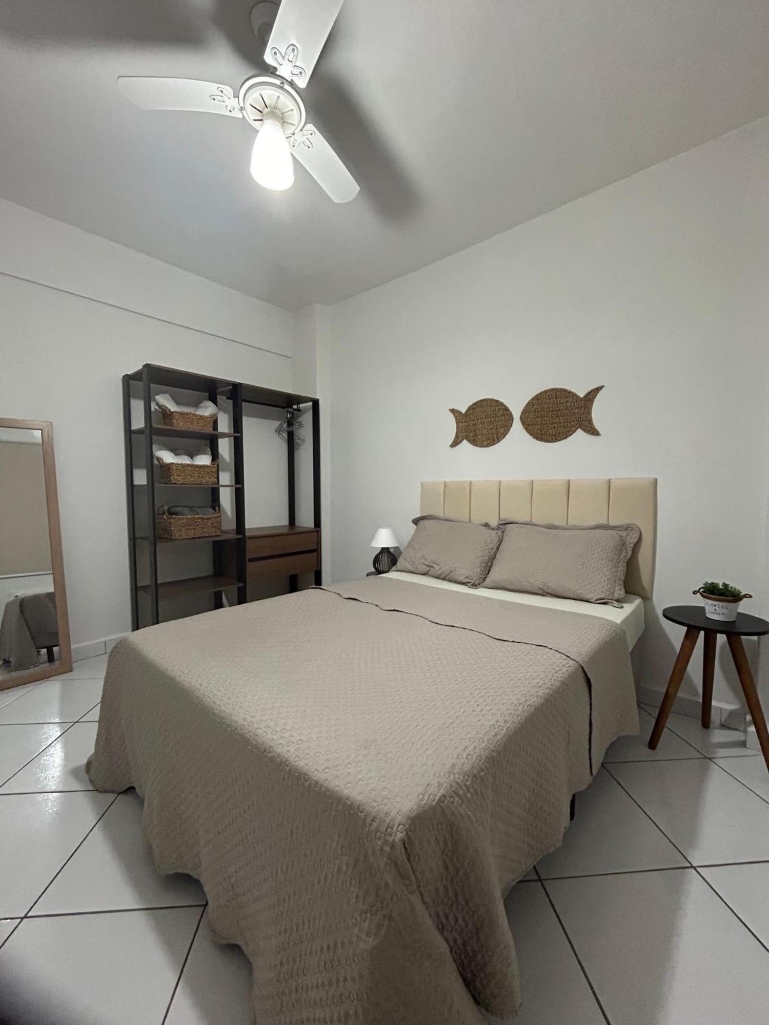 Apartamento Em Santos No Gonzaga Em Frente A Praia Exterior foto